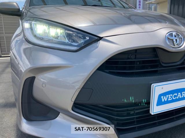 Toyota YARIS 2023-08 8218921-17
