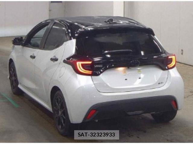 Toyota YARIS 2025-06 8218928-1