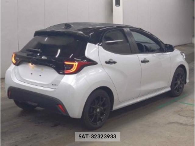 Toyota YARIS 2025-06 8218928-4