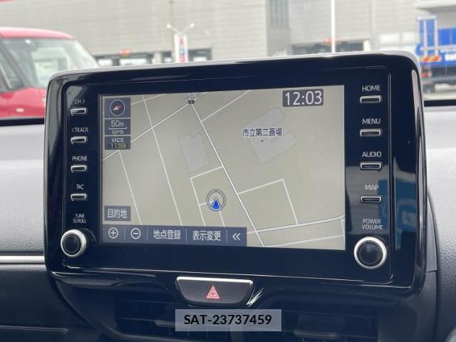 Toyota YARIS 2023-08 8219933-8