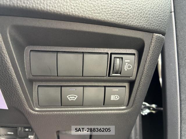 Toyota YARIS 2025-04 8220450-13