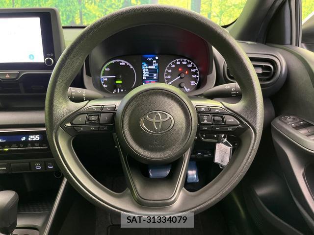 Toyota YARIS 2024-06 8220631-10