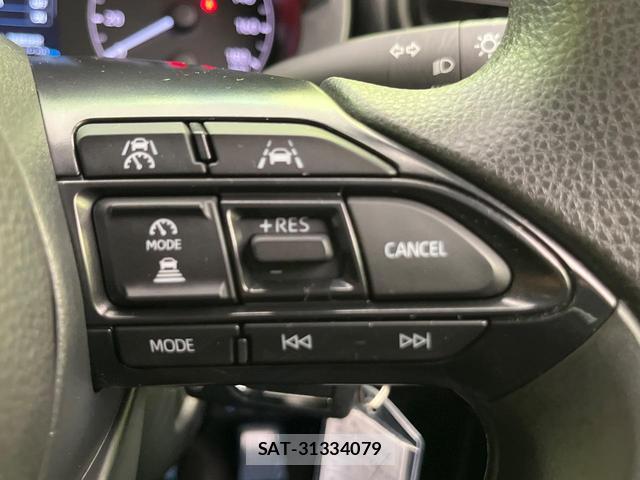 Toyota YARIS 2024-06 8220631-5