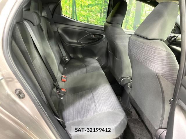 Toyota YARIS 2020-03 8220745-8