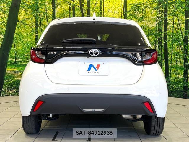 Toyota YARIS 2021-08 8220867-11