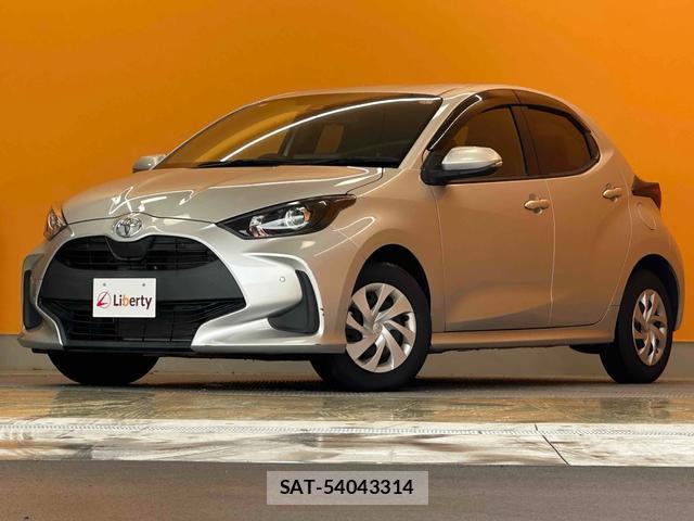 Toyota YARIS 2020-04 8221039-4