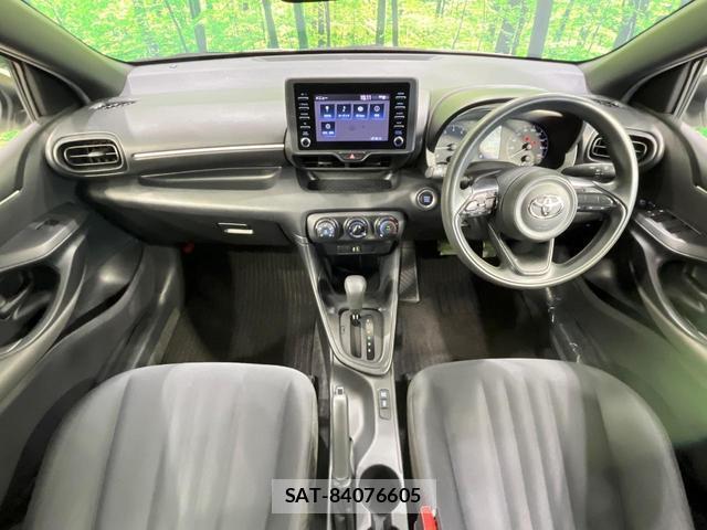 Toyota YARIS 2022-01 8221583-1