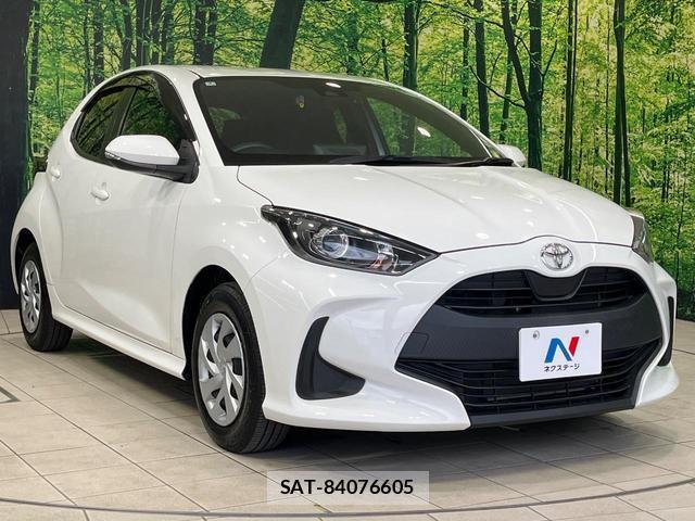 Toyota YARIS 2022-01 8221583-15