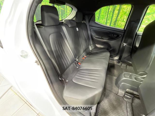 Toyota YARIS 2022-01 8221583-8