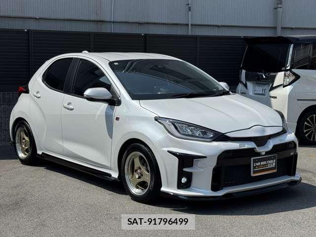 Toyota YARIS 2023-11 8222326-5