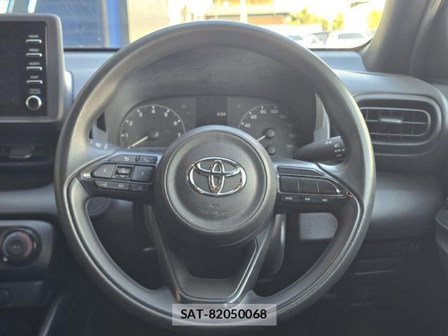 Toyota YARIS 2021-01 8222904-1