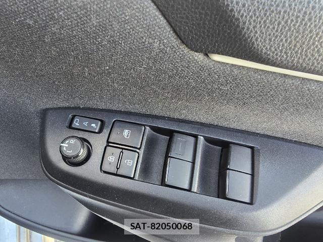 Toyota YARIS 2021-01 8222904-10
