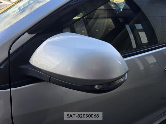 Toyota YARIS 2021-01 8222904-12