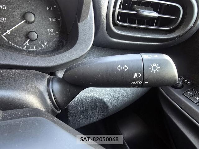 Toyota YARIS 2021-01 8222904-18