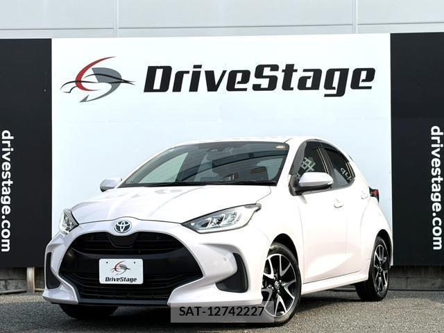 Toyota YARIS 2020-08 8223106-0
