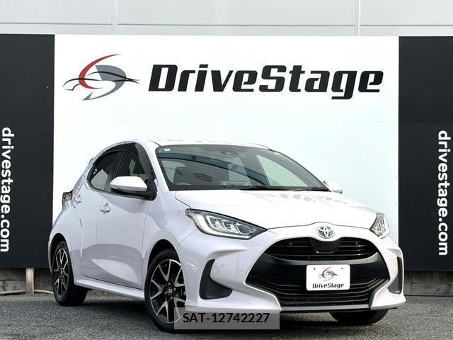 Toyota YARIS 2020-08 8223106-3
