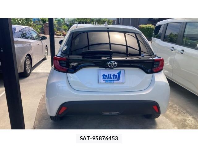 Toyota YARIS 2022-07 8223122-1