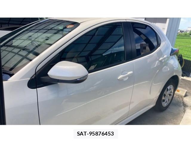 Toyota YARIS 2022-07 8223122-10