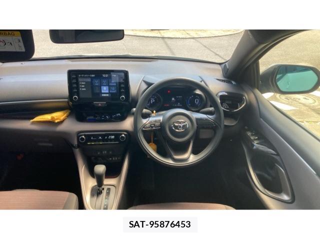 Toyota YARIS 2022-07 8223122-16