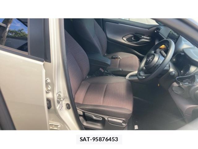 Toyota YARIS 2022-07 8223122-5
