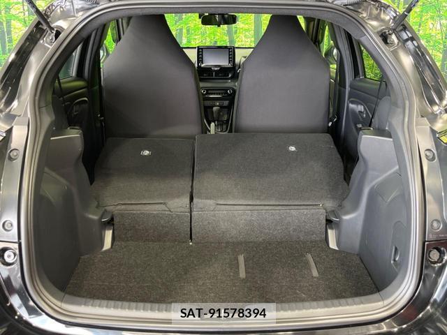 Toyota YARIS 2020-09 8223517-9