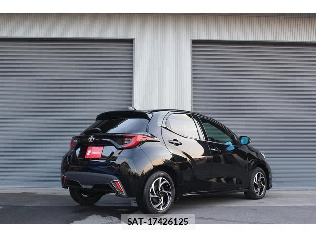 Toyota YARIS 2024-06 8223696-1