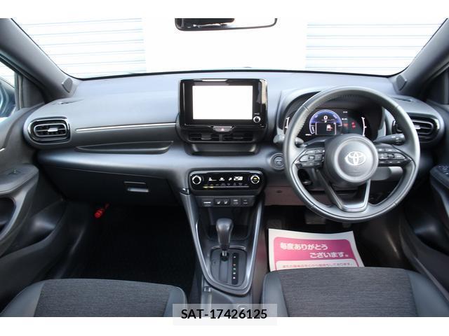 Toyota YARIS 2024-06 8223696-4