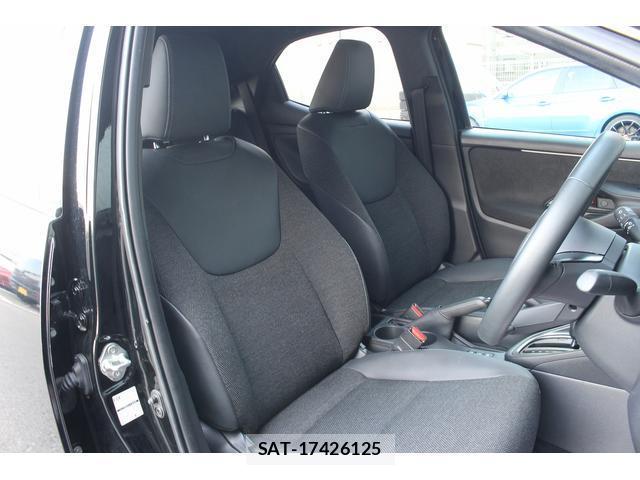 Toyota YARIS 2024-06 8223696-6