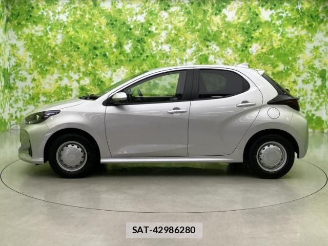Toyota YARIS 2022-02 8225067-1