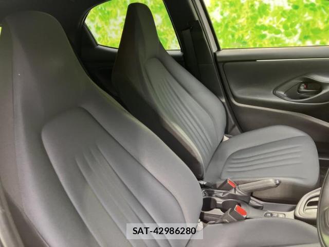 Toyota YARIS 2022-02 8225067-3