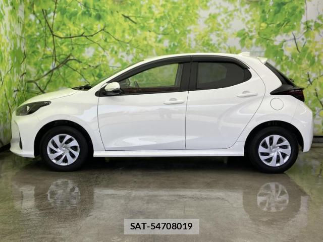 Toyota YARIS 2025-03 8225137-1