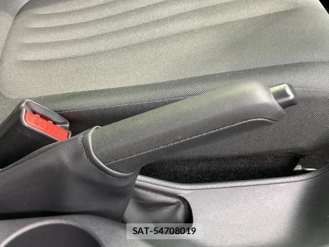 Toyota YARIS 2025-03 8225137-16