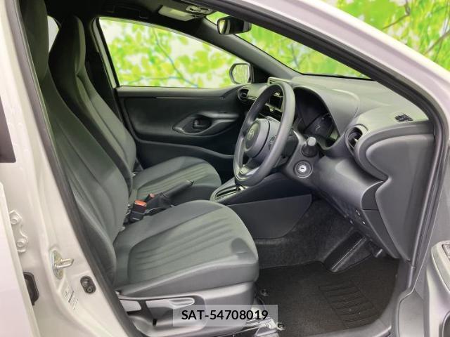 Toyota YARIS 2025-03 8225137-4