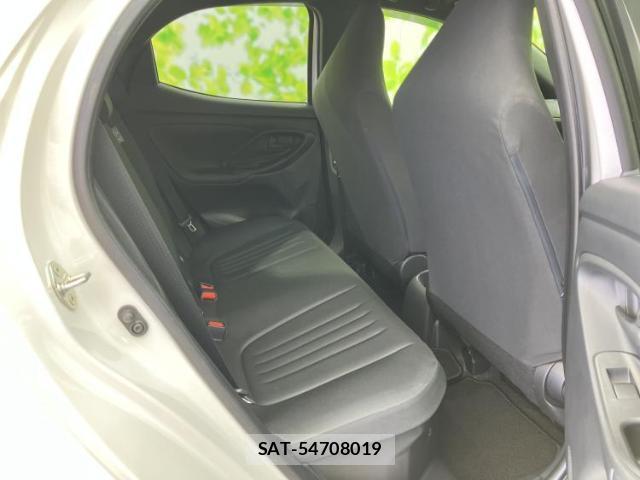 Toyota YARIS 2025-03 8225137-5