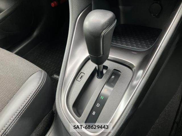 Toyota YARIS 2025-04 8225270-17