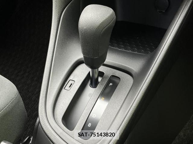 Toyota YARIS 2026-05 8225283-15