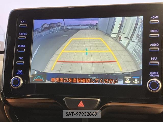 Toyota YARIS 2022-01 8225385-11
