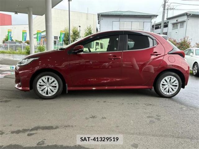 Toyota YARIS 2020-08 8225530-1