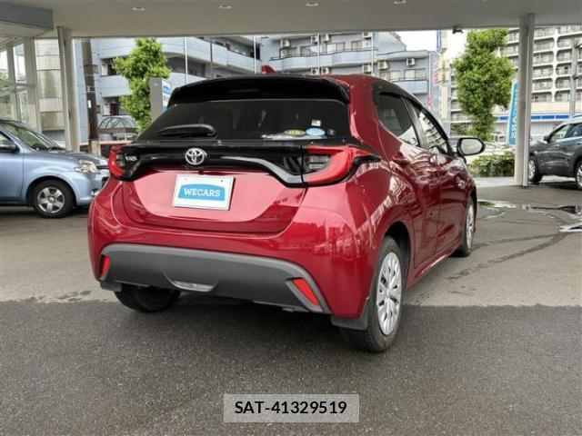 Toyota YARIS 2020-08 8225530-2