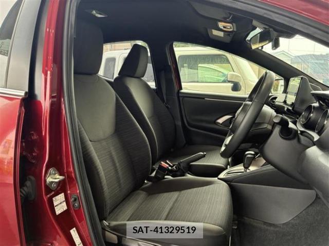 Toyota YARIS 2020-08 8225530-4