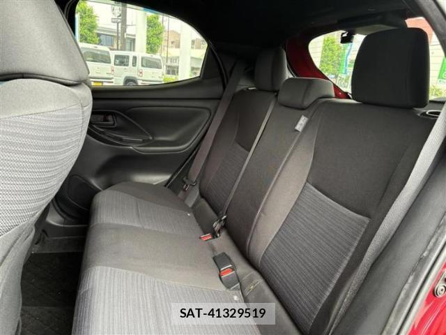 Toyota YARIS 2020-08 8225530-6