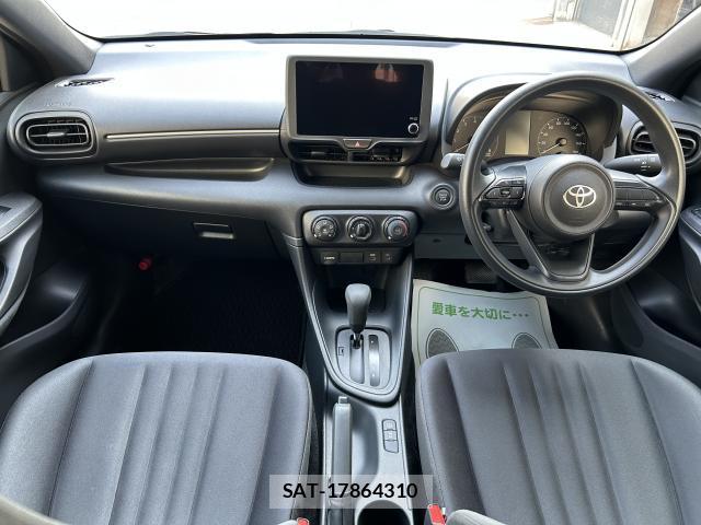 Toyota YARIS 2024-06 8225597-2