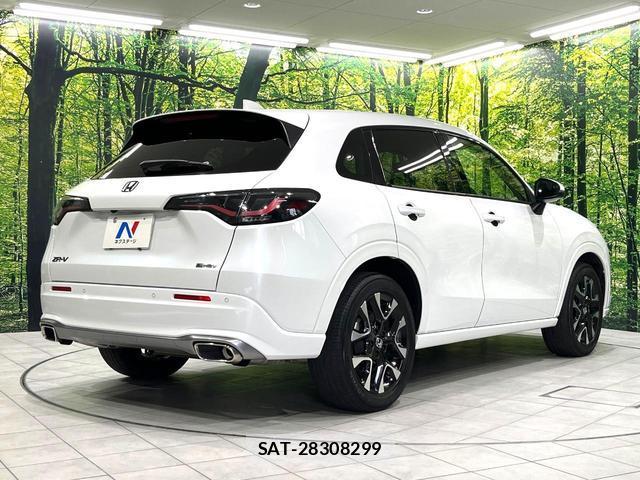Honda ZR-V 2022-11 8216109-16