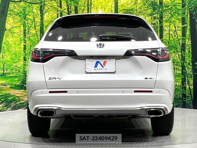 Honda ZR-V 2023-08 8219410-16