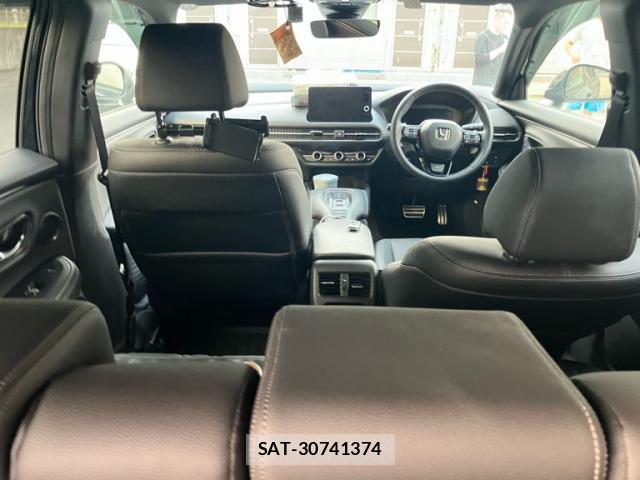 Honda ZR-V 2025-04 8219814-11