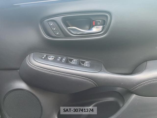 Honda ZR-V 2025-04 8219814-7