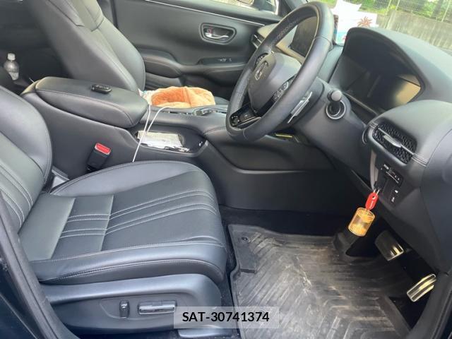 Honda ZR-V 2025-04 8219814-8