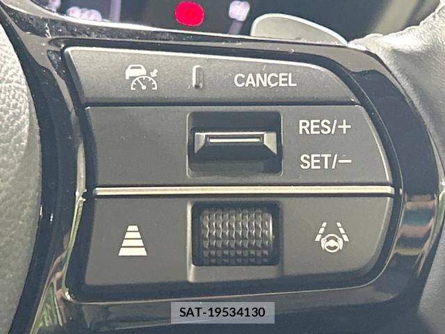 Honda ZR-V 2023-09 8220275-4