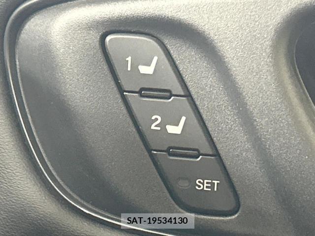 Honda ZR-V 2023-09 8220275-6