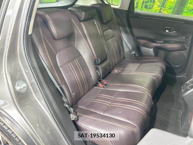 Honda ZR-V 2023-09 8220275-8